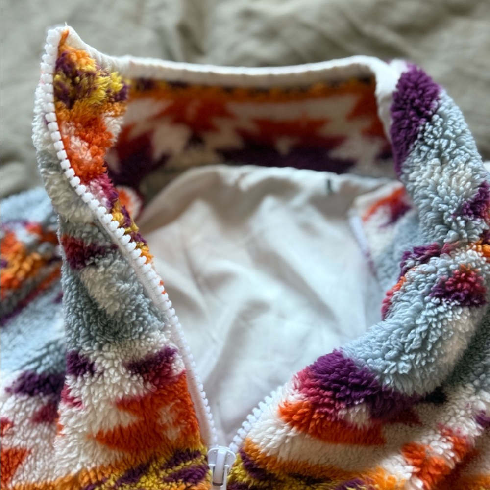Colorful Patterned Women's Sweater - Picture 2 of 2